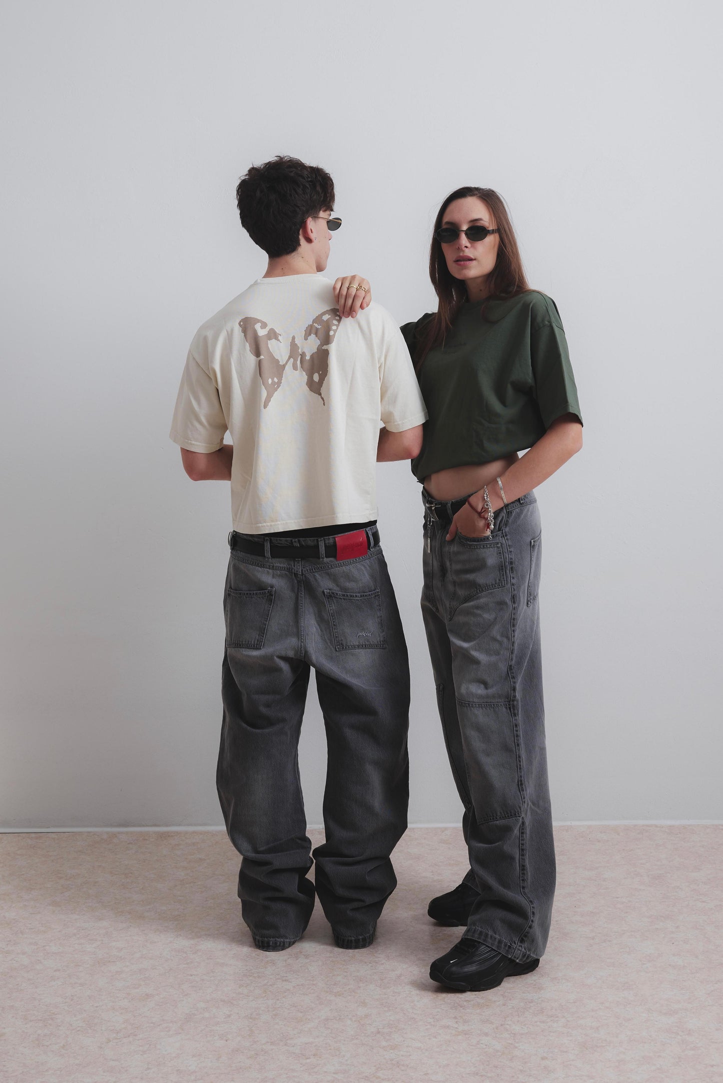 LIGHT SAND BUTTERFLY TEE